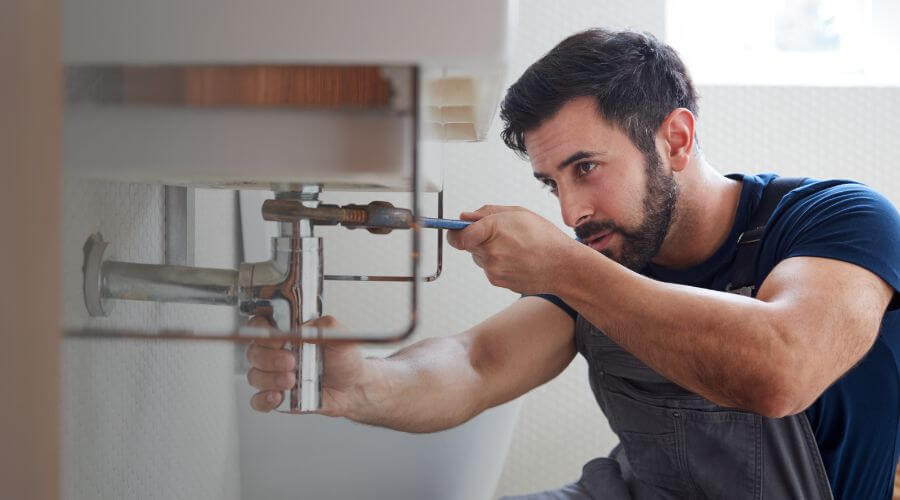 Local tankless water heater installation in Saint Xavier, MT